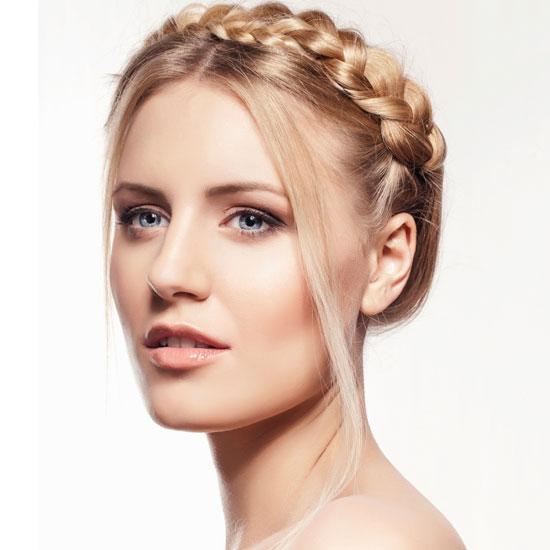 27 Slimming Hairstyles For Round, Chubby Faces 27 Slimming Hairstyles For Round, Chubby Faces