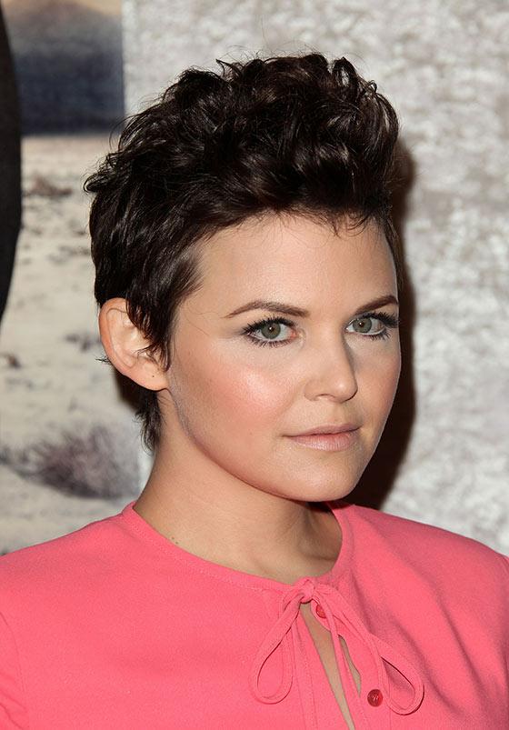 40 Amazing Hairstyles For Round Faces That Look Flattering 40 Amazing Hairstyles For Round Faces That Look Flattering