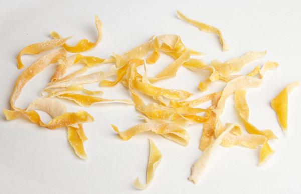 eat lemon peel