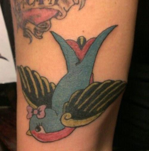 12 Inspiring Sparrow Tattoo Design Ideas With Pictures 12 Inspiring Sparrow Tattoo Design Ideas With Pictures