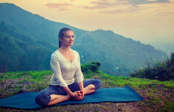 Easy-Yoga-Poses-To-Treat-Anxiety2