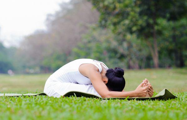 Easy-Yoga-Poses-To-Treat-Anxiety6