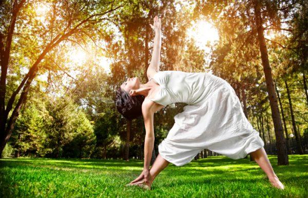 Easy-Yoga-Poses-To-Treat-Anxiety8