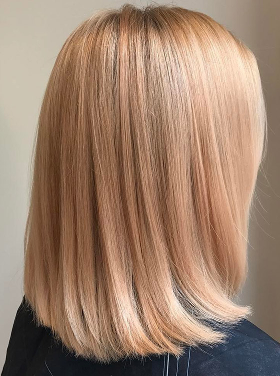 light strawberry blonde hair with blonde highlights