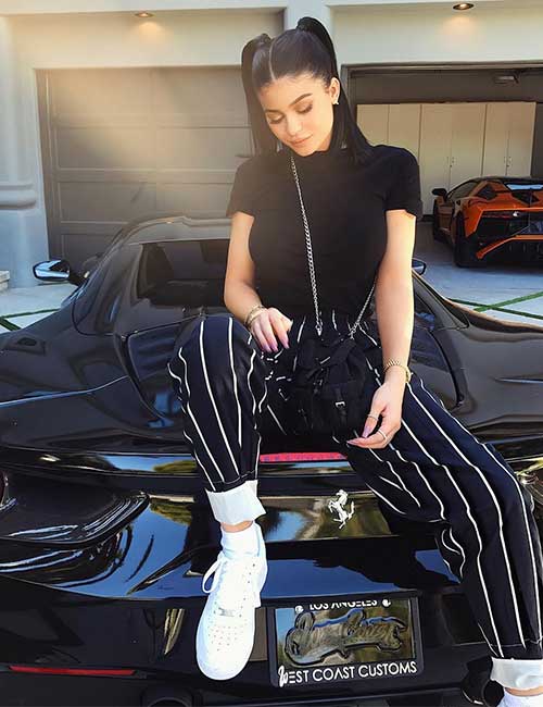 Kylie Jenner Clothes & Outfits