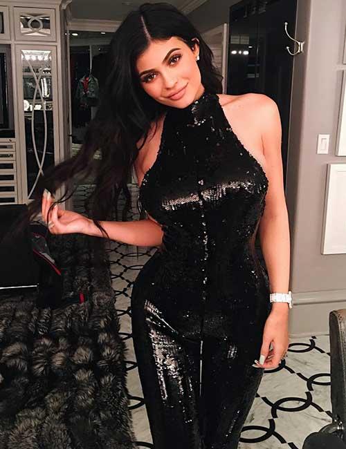 Kylie Jenner: Glittered Top and Pants