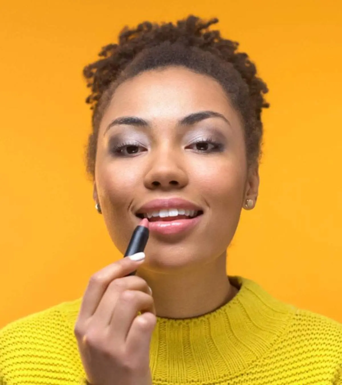 13 Best Makeup Artist Approved Nude Pink Lipsticks Creamy Matte Finishes