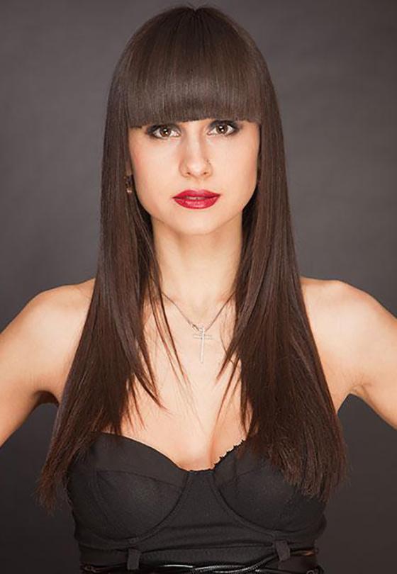 25 Hairstyles To Slim Down Round Faces 25 Hairstyles To Slim Down Round Faces