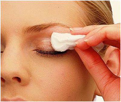 Can I Use Vaseline to Remove Makeup?  