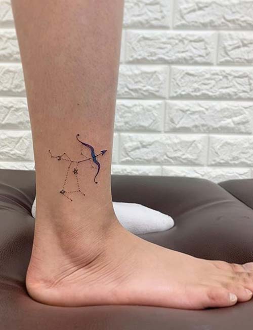Fine line arrow tattoo on the ankle. | Arrow tattoos for women, Small  tattoos, Line tattoos