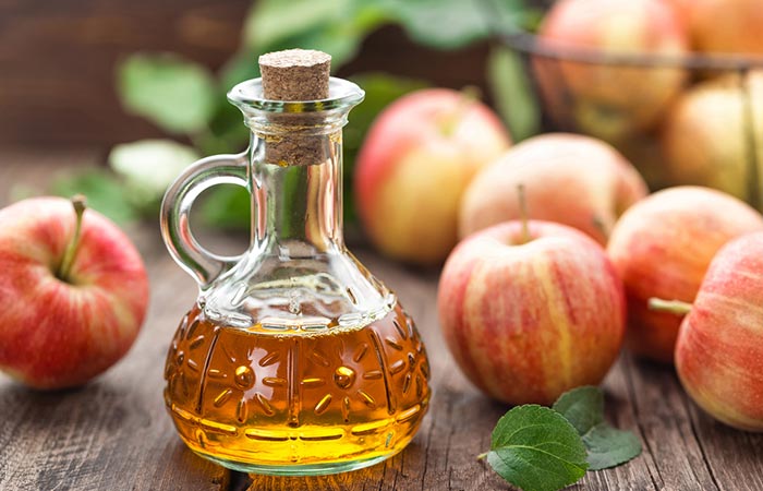 Apple Cider Vinegar for Toenail Fungus - YouTube