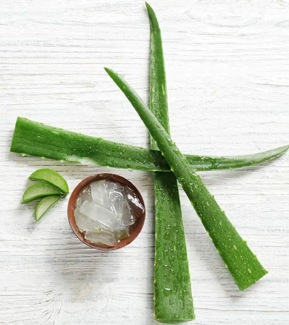 aloe vera snail soothing gel Luxe Organix Aloe Vera & Snail Soothing Gel 95% Sachet 100ml main image 0