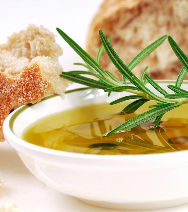 5 Delicious Olive Oil Dipping Recipes You Must Try