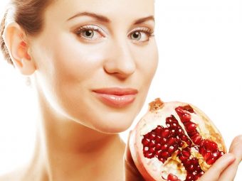 11 Must-Try Easy Homemade Pomegranate Face Packs