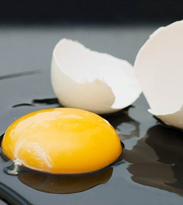 Have You Ever Wondered Why There Are ‘White Strings’ Attached To The Egg Yolk?