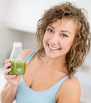 Woman Replaces 40 Medications with Raw Cannabis Juice