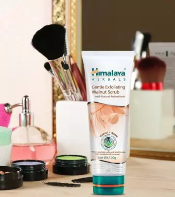 The Friend In Need, Indeed! Why Himalaya’s Gentle Exfoliating Walnut Scrub Is Your Skin’s Best Friend