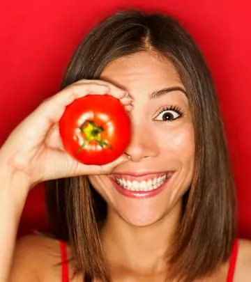 4 Amazing Beauty Benefits Of Tomatoes! It Treats Acne Too.