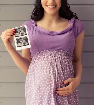 14 Weird Things Women Do As Soon As They Find Out They’re Pregnant