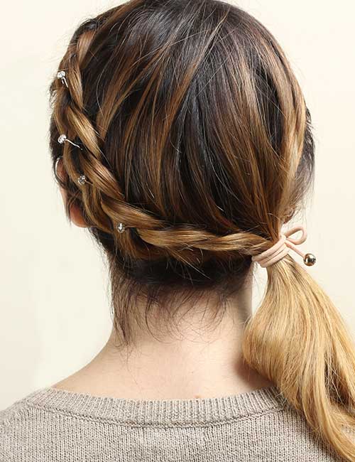 Simple Side Braided Hairstyle - YouTube