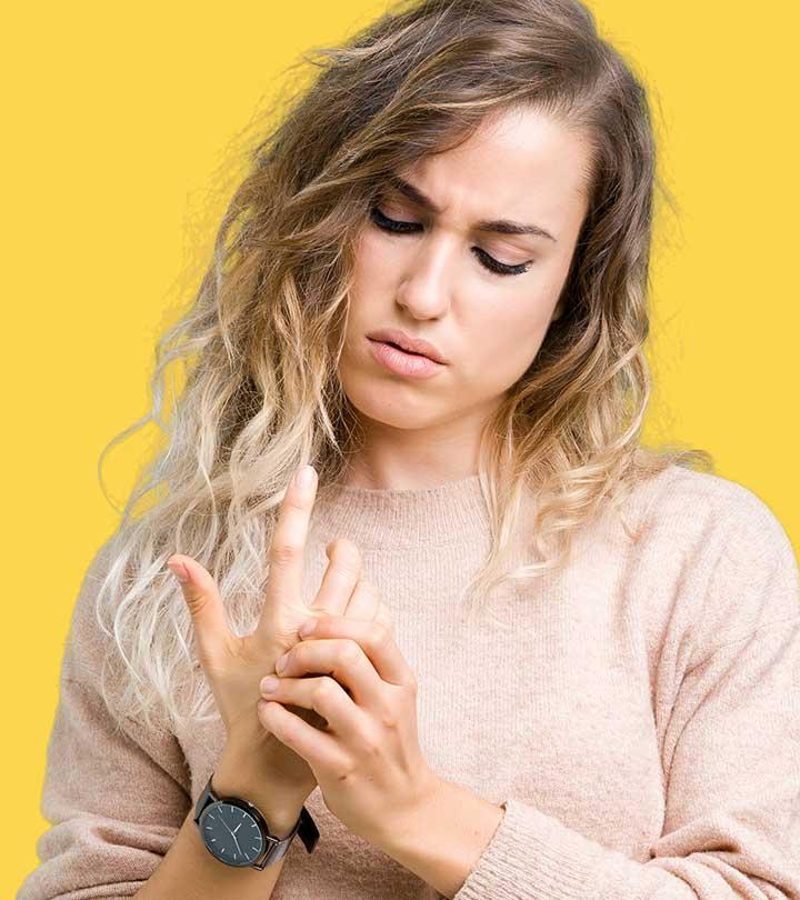 How To Heal A Jammed Finger Causes, Signs & Natural Treatments