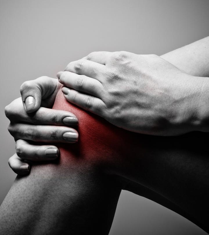 घुटनों में दर्द के लक्षण, इलाज और घरेलू उपचार – Knee Pain Symptoms and Home Remedies in Hindi