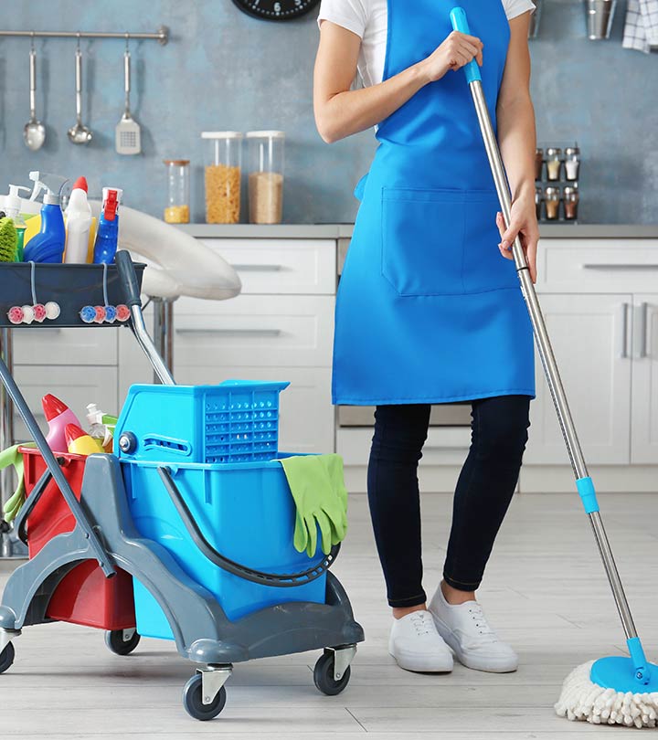 We Are Happier When Someone Else Does Our Household Chores, According To A Study