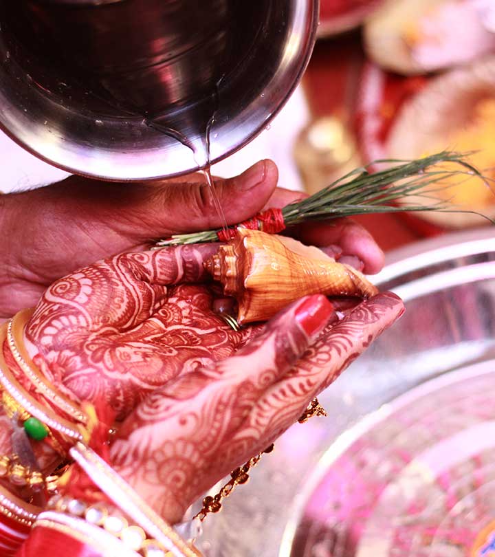 West Bengal First Woman Priest Performs Marriage Without Kanyadaan
