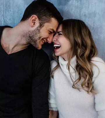 6 Signs He Loves The Way You Kiss Him