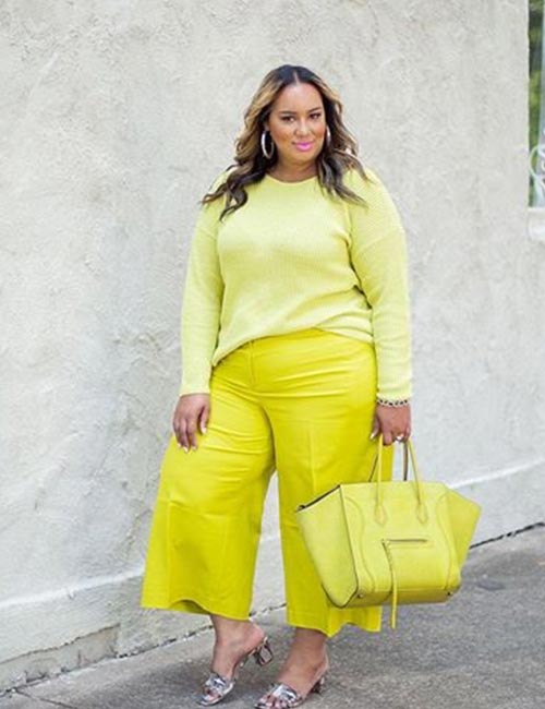 These Plus Size Influencers Are Giving Us All the Fall Fashion