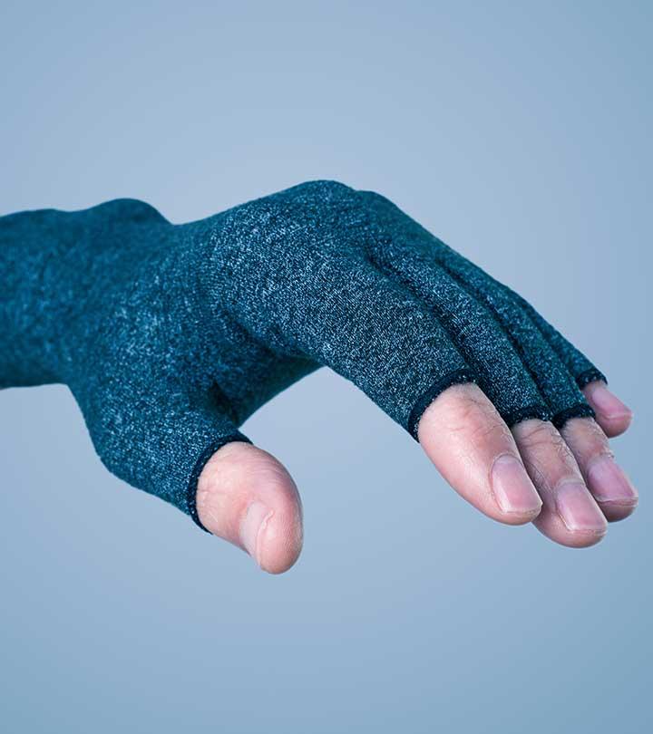 10 Best Arthritis Compression Gloves As Per Experts + Buying Guide