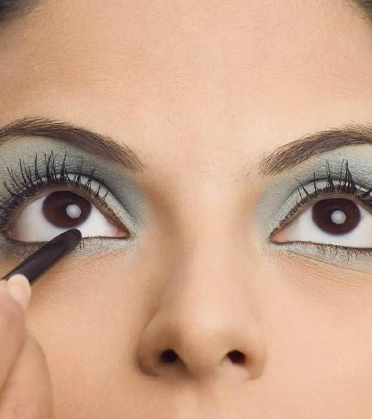 11 Best Waterline Eyeliners That Actually Stay Put 2025