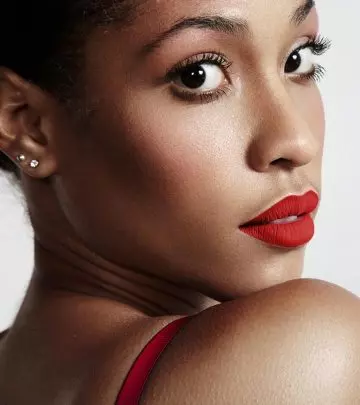 9 Best Red Lipsticks For Dark Skin, Recommended By A Makeup Artist – 2024