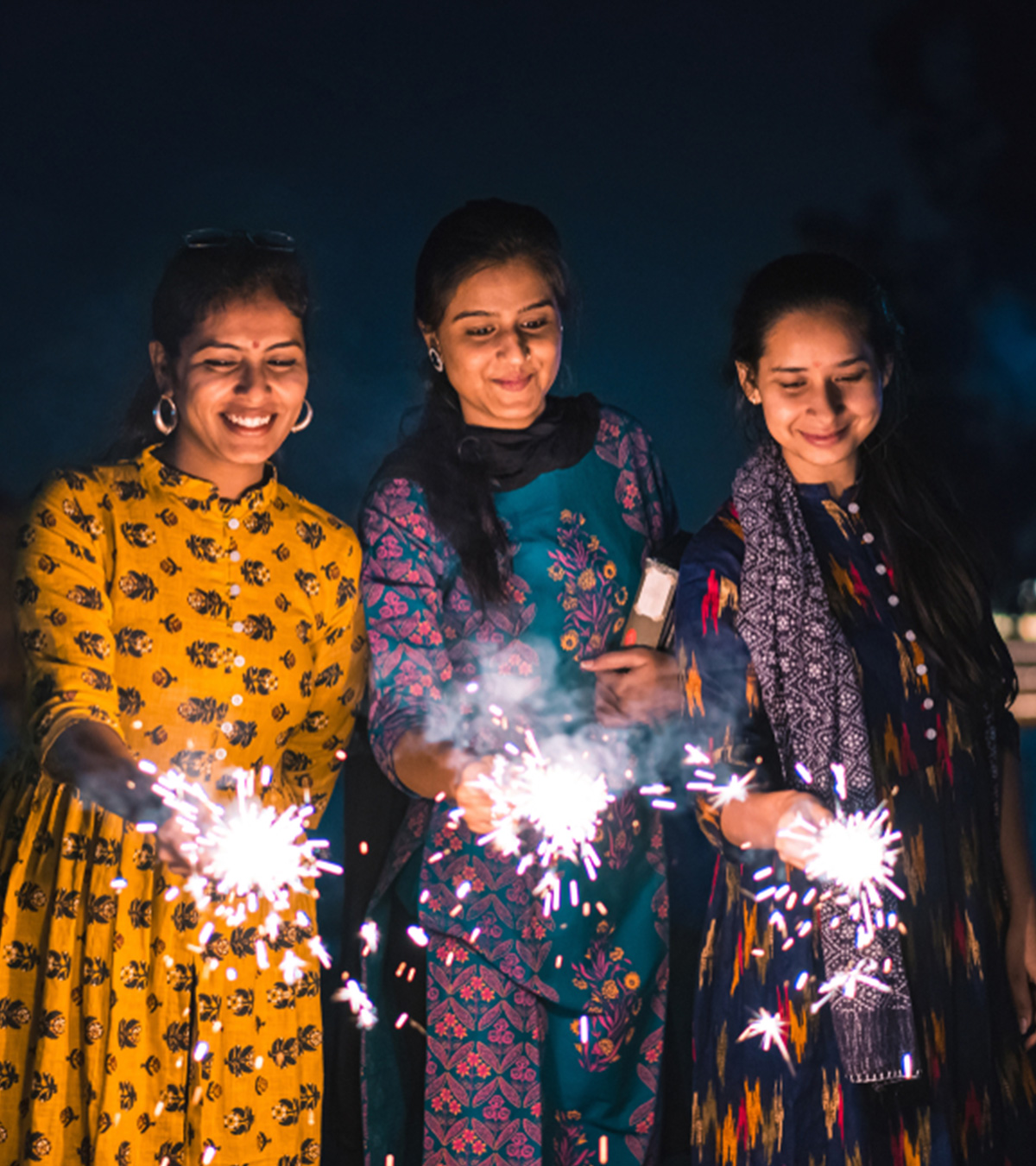 7 Ways You Can Light Up Your Diwali While Practicing Social Distancing And Other Festive Celebrations