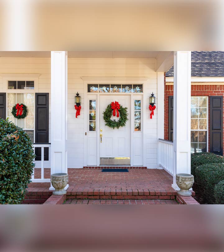 13 Super Fun Christmas-themed Porch Decoration Ideas