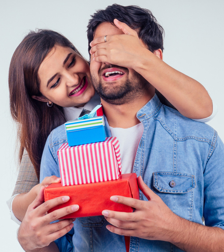 पति को बर्थडे सरप्राइज देने के 15 यूनिक आइडिया | Birthday Surprise For Husband In Hindi