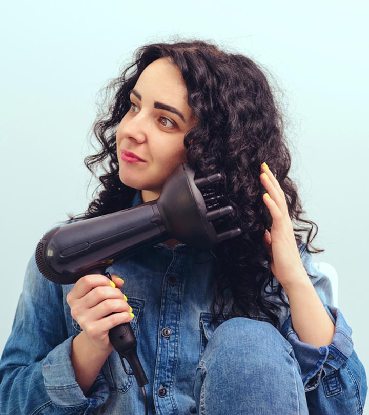 How To Dry Curly Hair At Home – 6 Easy Ways To Try