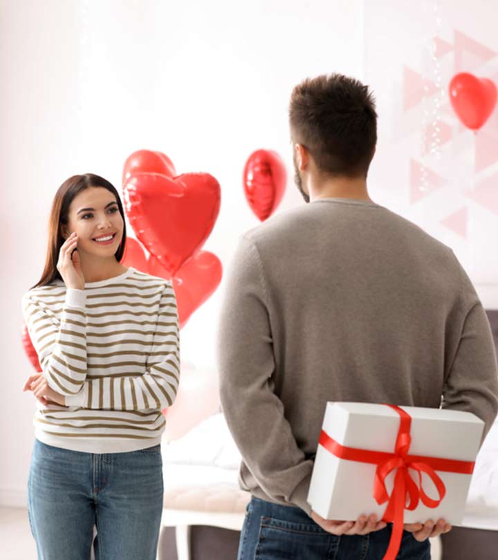 पत्नी को दें ये 50+ बेस्ट रोमांटिक उपहार | Wife Gift Ideas | गिफ्ट फॉर वाइफ