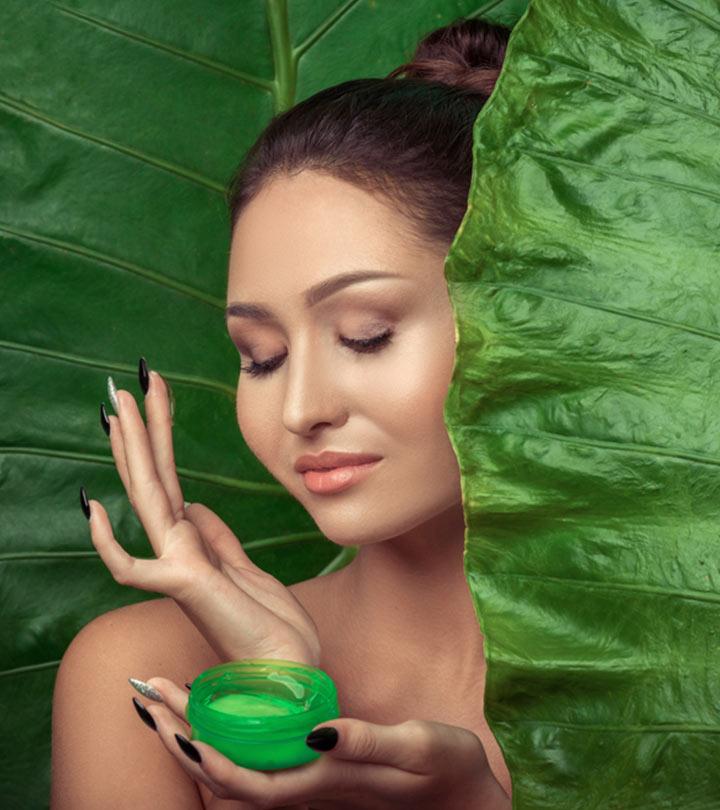 The 13 Best Green Tea Moisturizers, Recommended By An Esthetician – 2024