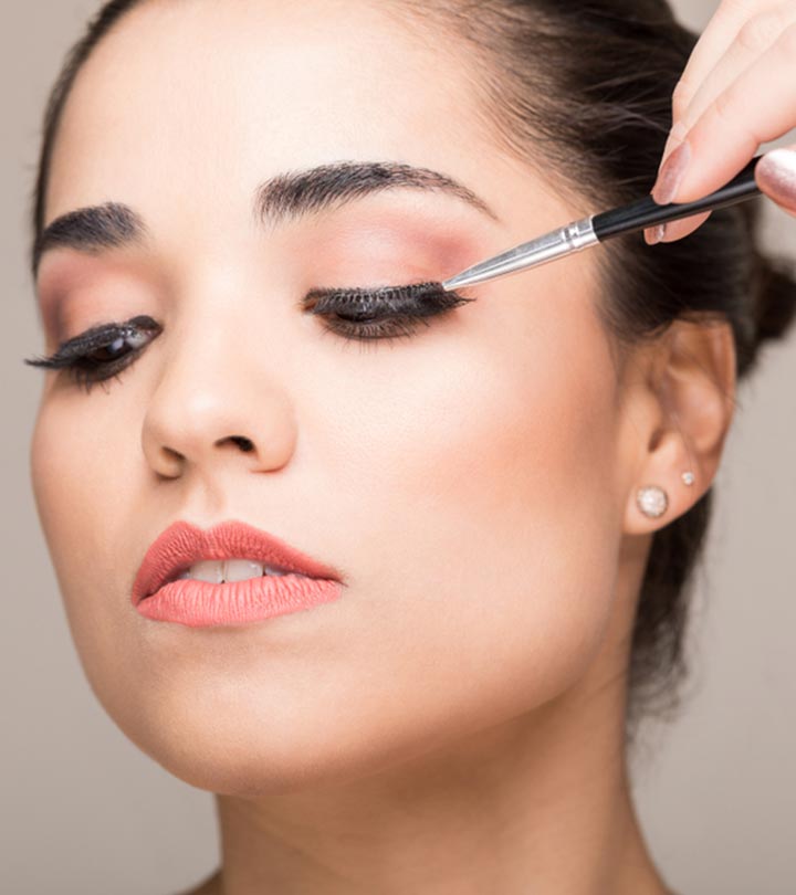 10 Best Drugstore Eyeliner Brushes To Get Your Eyeliner Game On Point