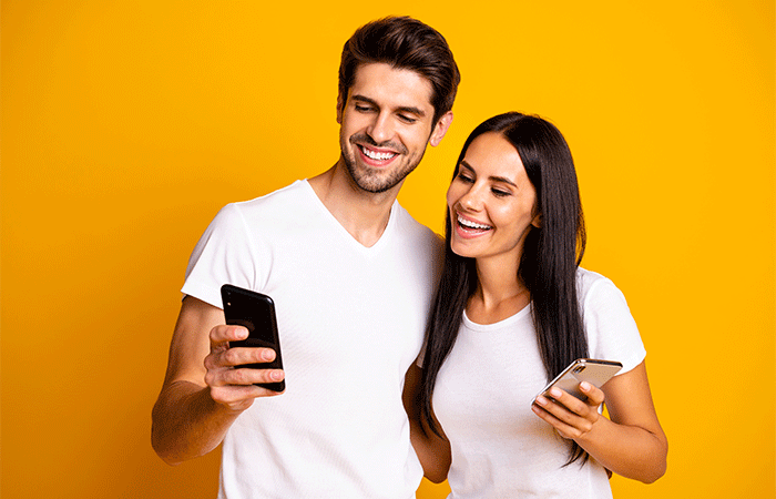 60 Engaging And Fun Texting Games For Couples