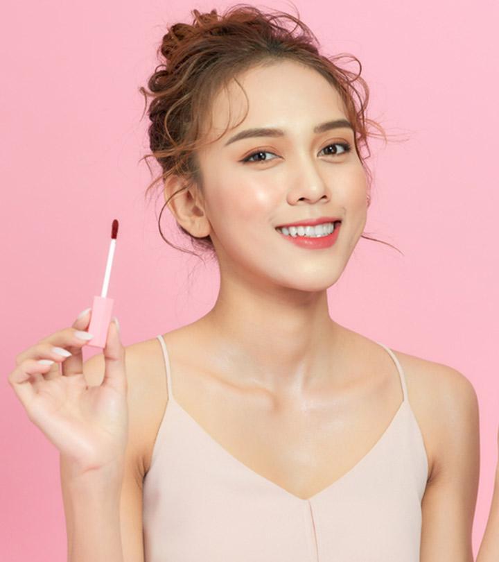 13 Best Non-Sticky Lip Glosses For Pretty Lips In 2024