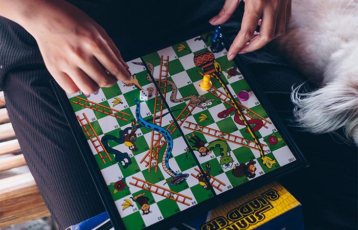 29 Exciting Games To Play On A Road Trip With Friends & Family