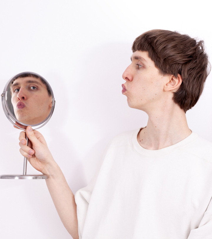 Signs Of A Narcissistic Relationship & How To Avoid It