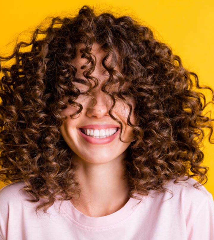 What Is The Curly Girl Method, And Why Do People With Straight Hair Use It
