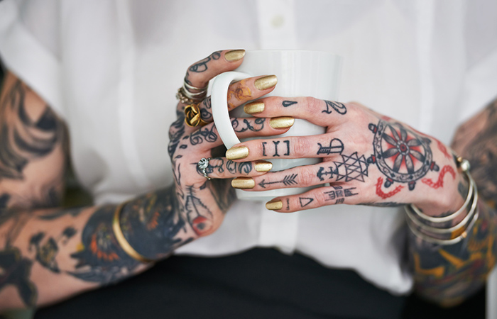 Finger tattoos are our latest obsession…