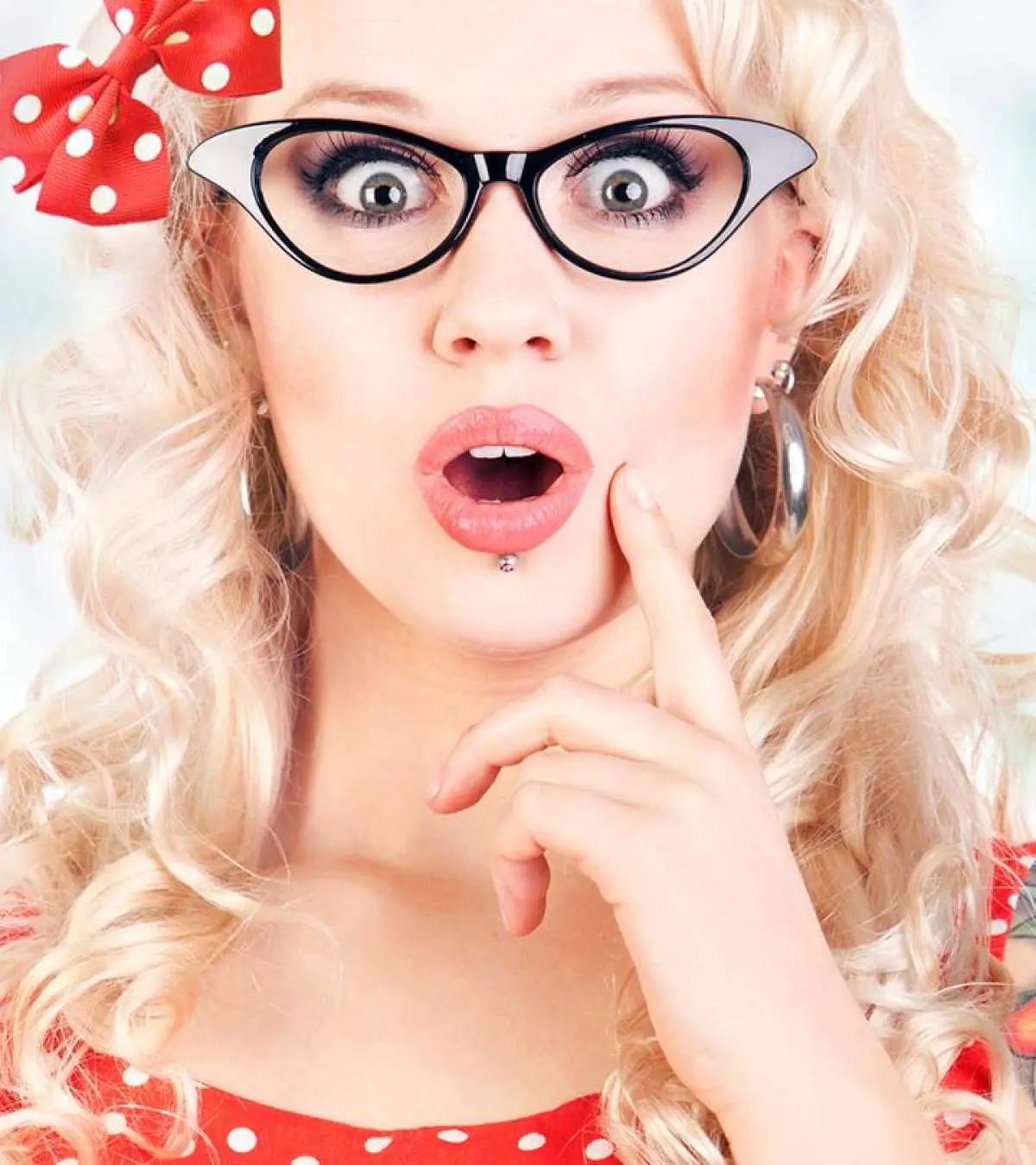 Labret Piercing Guide: Types, Pain, Cost & Aftercare