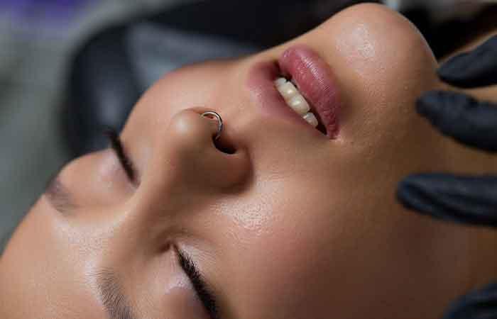 Signs of a sales healing nose piercing