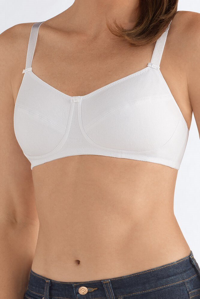 10 Best Bras For Sensitive Skin (2024), According To An Expert